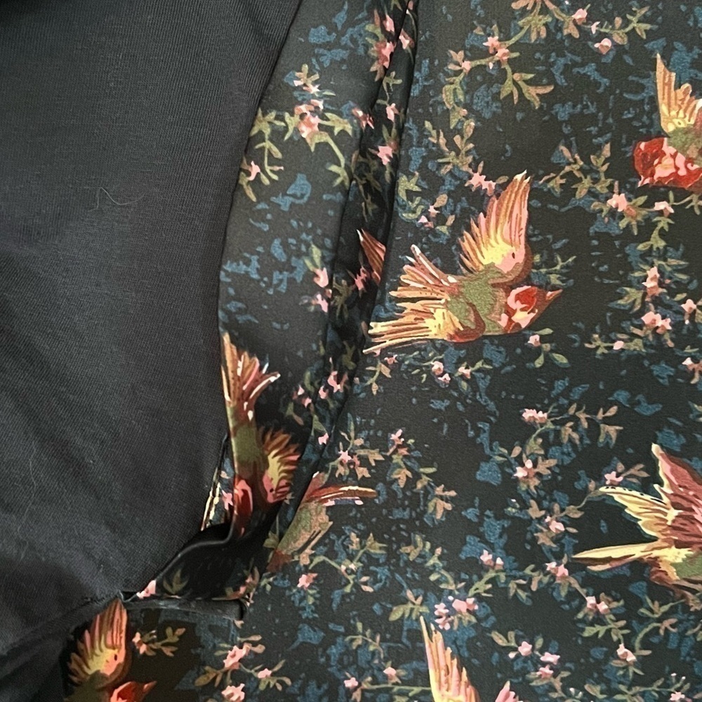 Anthropologie Tiny Floral Navy Bird Crop Top - Picture 9 of 12